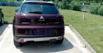 citroen_pokazav_krosover_c3-xr.jpg