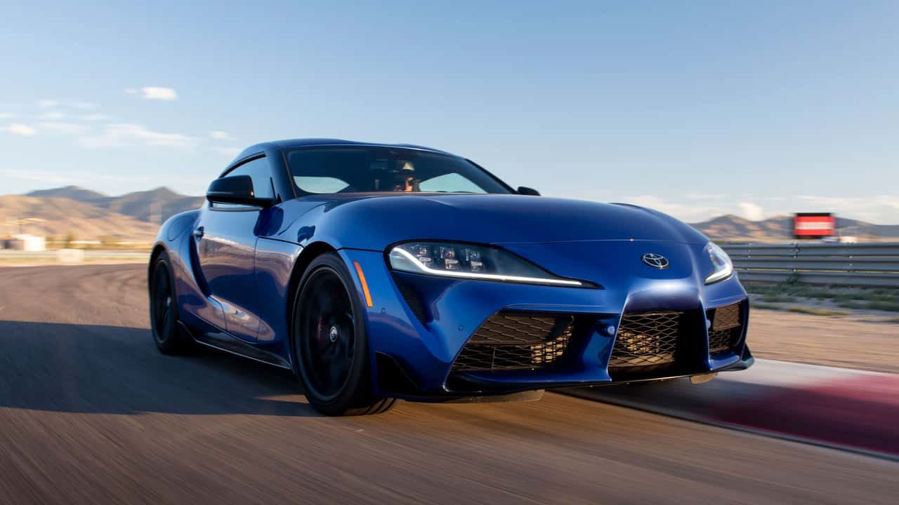 Більше половини Toyota Supra, проданих у 2024 році, були з механічною коробкою передач