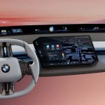 BMW презентує нову панорамну iDrive: більше екранів з несподіваним поворотом