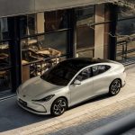 Китайський конкурент Tesla Model 3: недоступна абсурдність за доступною ціною