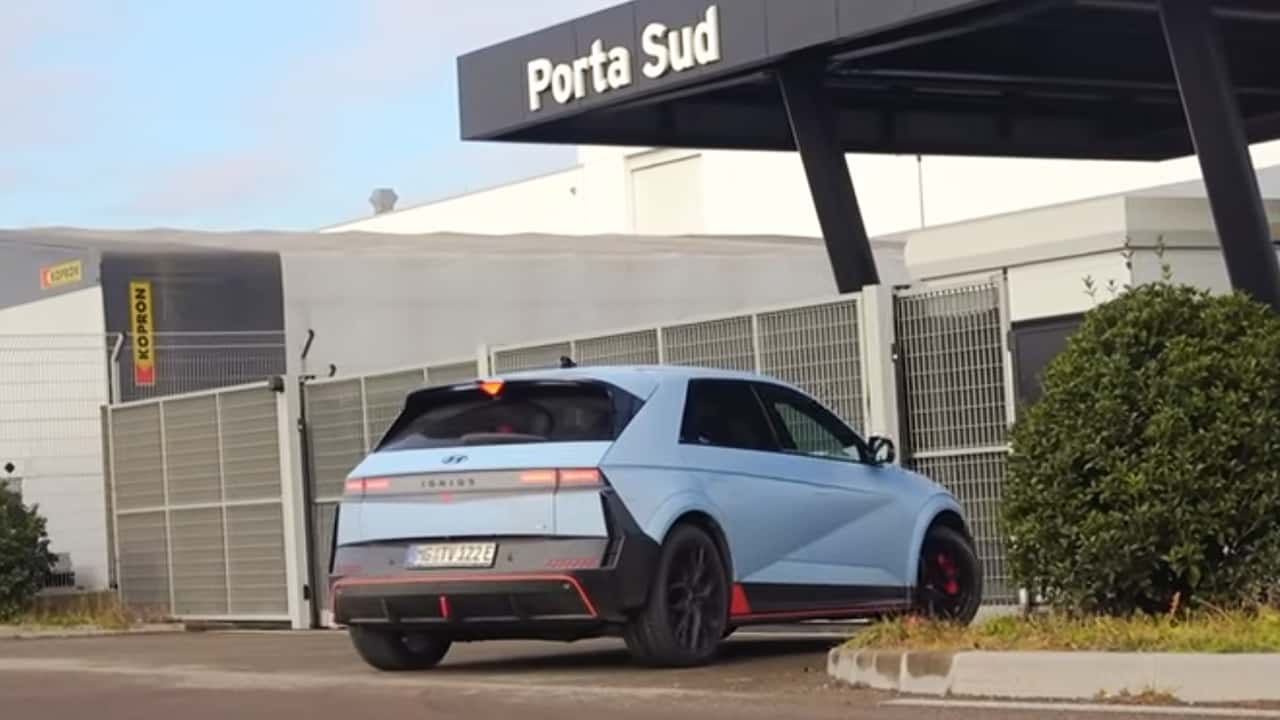 Lamborghini конкурентує з Hyundai Ioniq 5 N