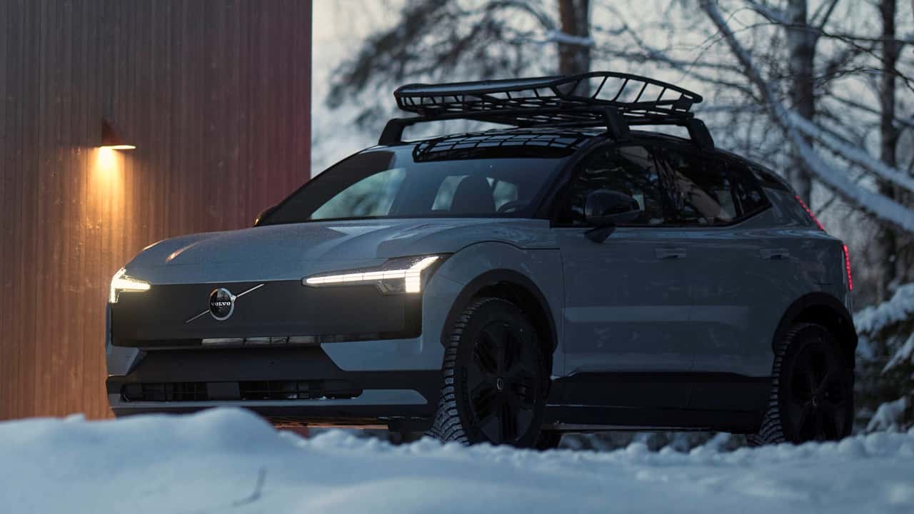 Volvo EX30 Cross Country: перший погляд на новий компактний електрокросовер