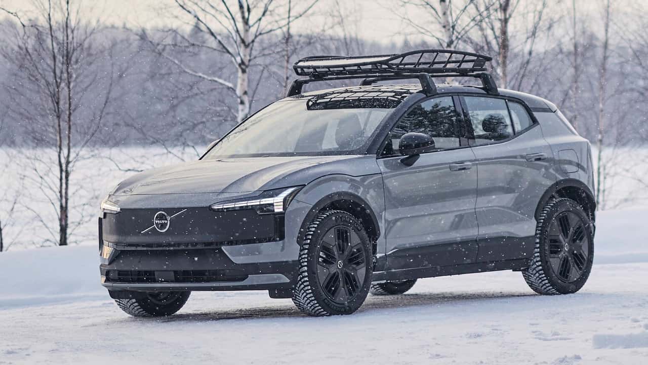 Volvo EX30 набуває Cross Country обробки та стає ще крутішим