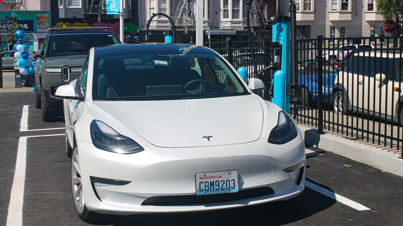 Розпочато каліфорнійську експансію стартапу EV Charging Revel