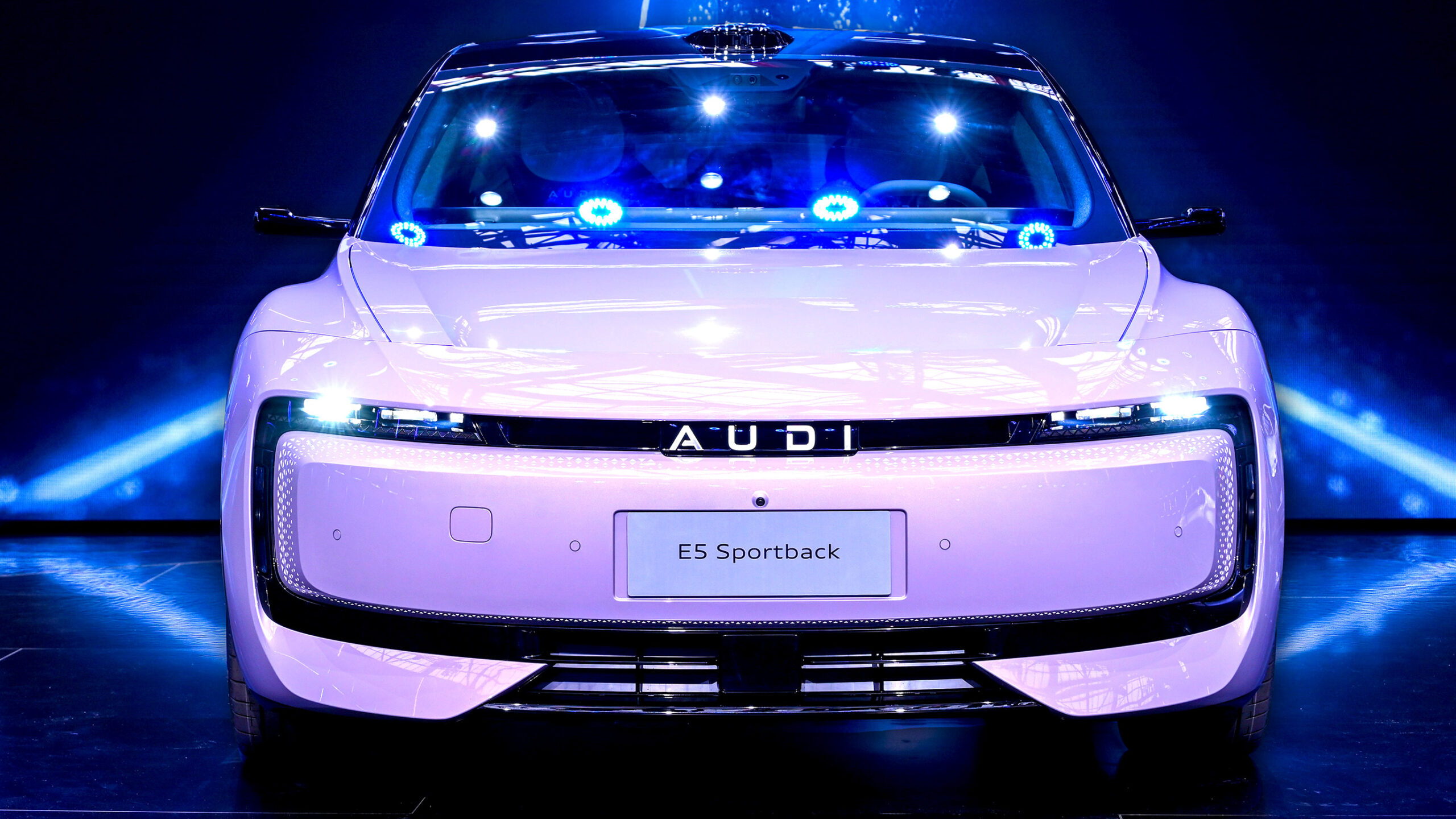 Audi представляє 770 кінських сил: унікальний універсал для обраних ринків