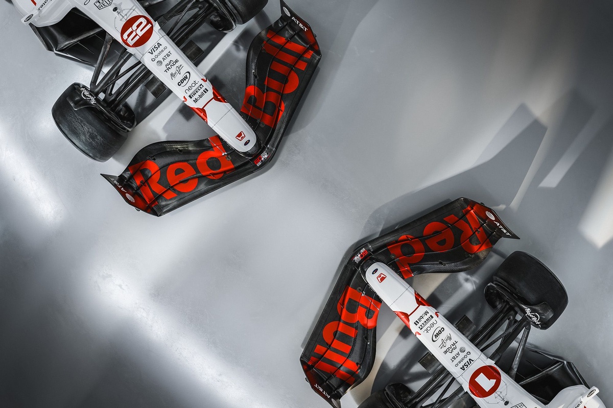 Чи вирішить Red Bull проблему з другим автомобілем за допомогою фарбування?