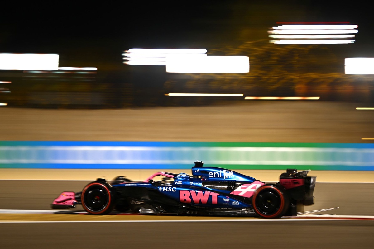 F1 обирає гібриди як правильний крок після уваги до V10