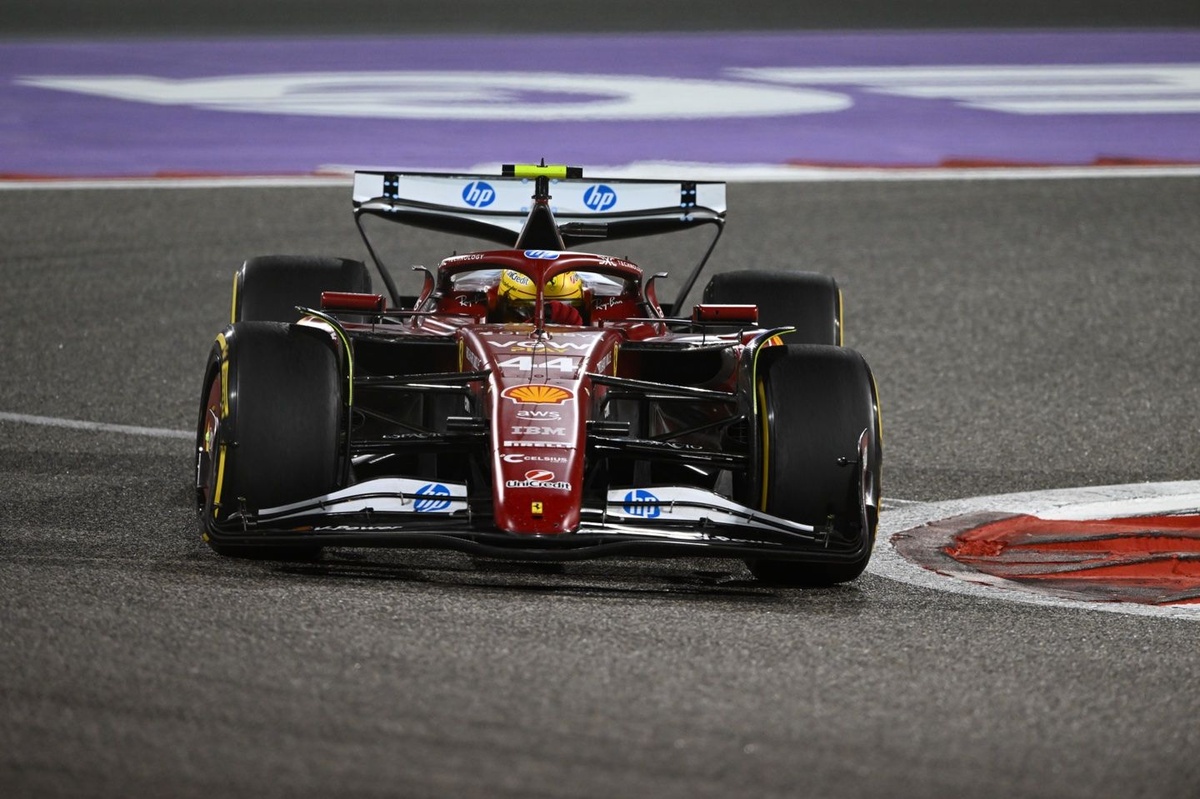 Гамільтон розкрив секрети водіння Ferrari