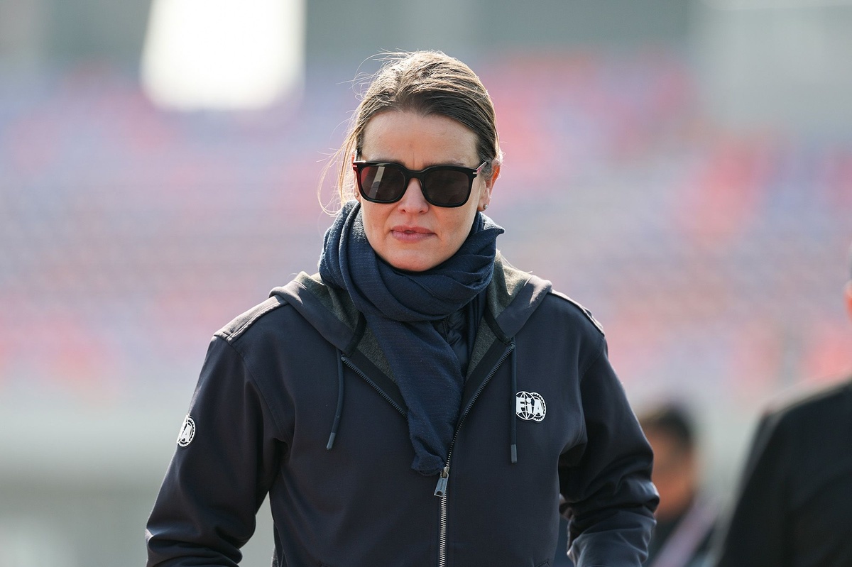 Клер Дюббелман перша жінка з суперліцензією для FIA Race Director