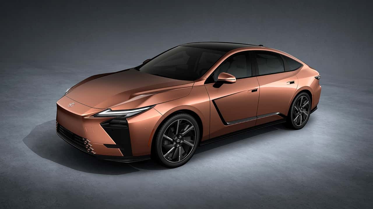 Новий Lexus ES: Гібридна та повністю електрична енергія