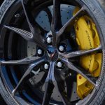 2026 Corvette ZR1 отримує додаткові 10-поршневі гальмівні супорти