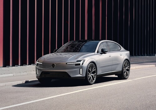 700 кілометрів розкоші: Volvo ES 90