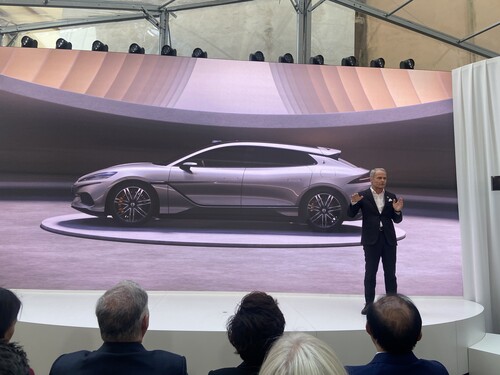 Атака на Porsche: BYD виводить люксовий бренд Denza на ринок Європи