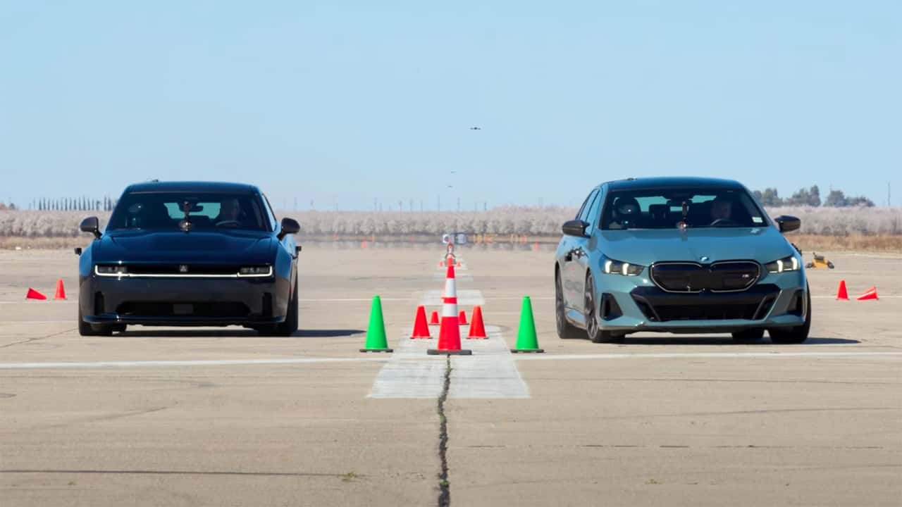 BMW i5 M60 перевершує Dodge Charger Daytona EV у потужності