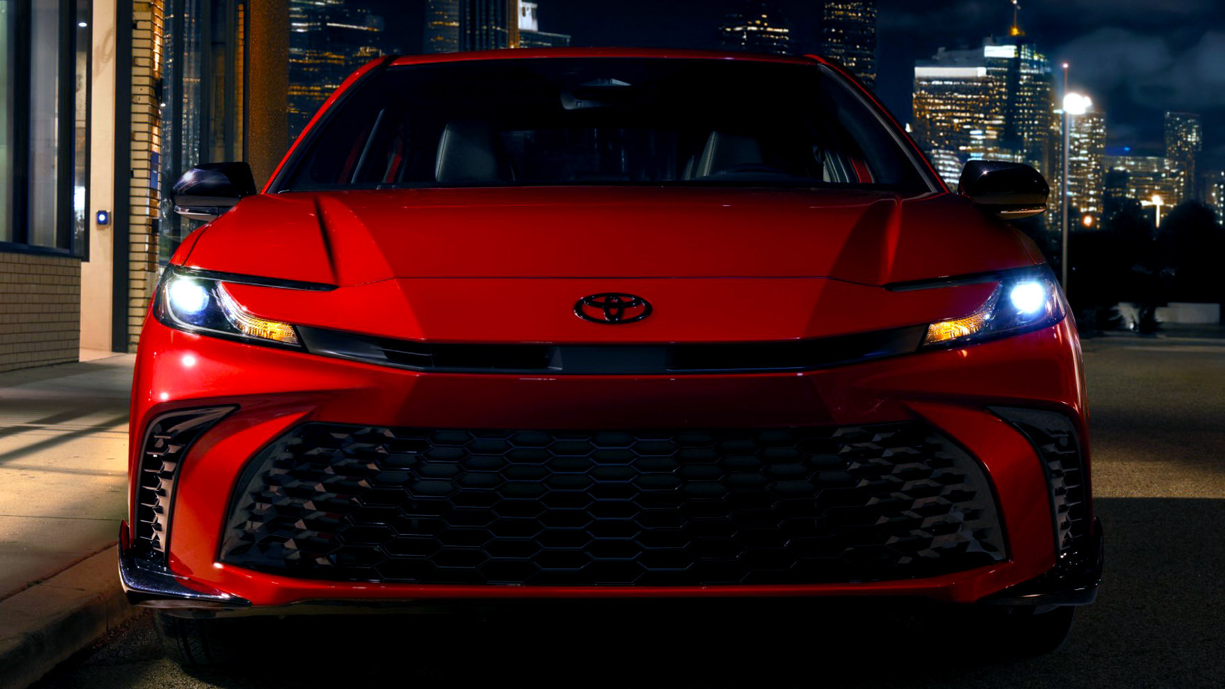 Camry 2026 отримує нову версію Nightshade Edition