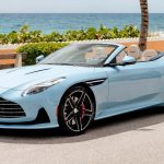 Цей чудовий Aston Martin DB12 створений для Флориди