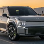 Деякі комплектації Kia EV9 стануть значно дешевшими у 2026 році