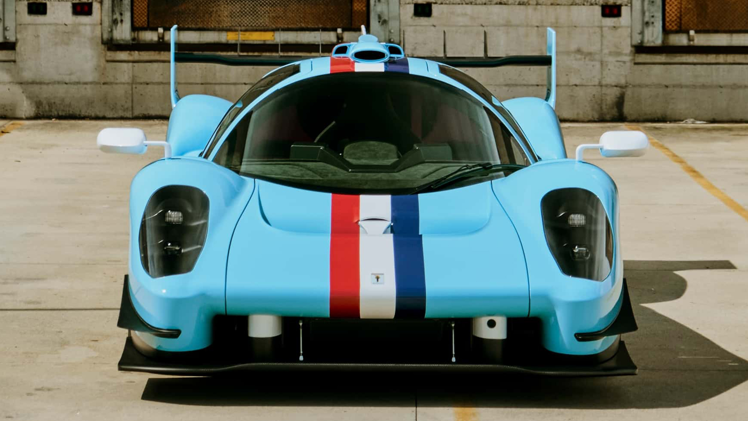 Glickenhaus Нарешті Представила Дорожню Версію SCG 007s