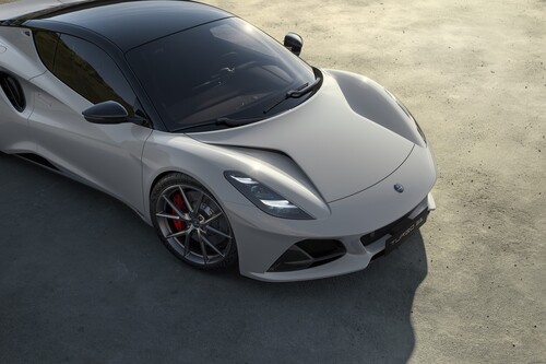 Lotus представляє Emira у версії Turbo SE