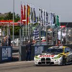 BMW здобуває перемогу на 24 годинах Нюрбургринга після штрафу для Porsche