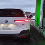 Майбутнє електромобілів BMW може включати бензиновий бак
