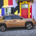 Міський автомобіль з гострим стилем і електричним підсиленням