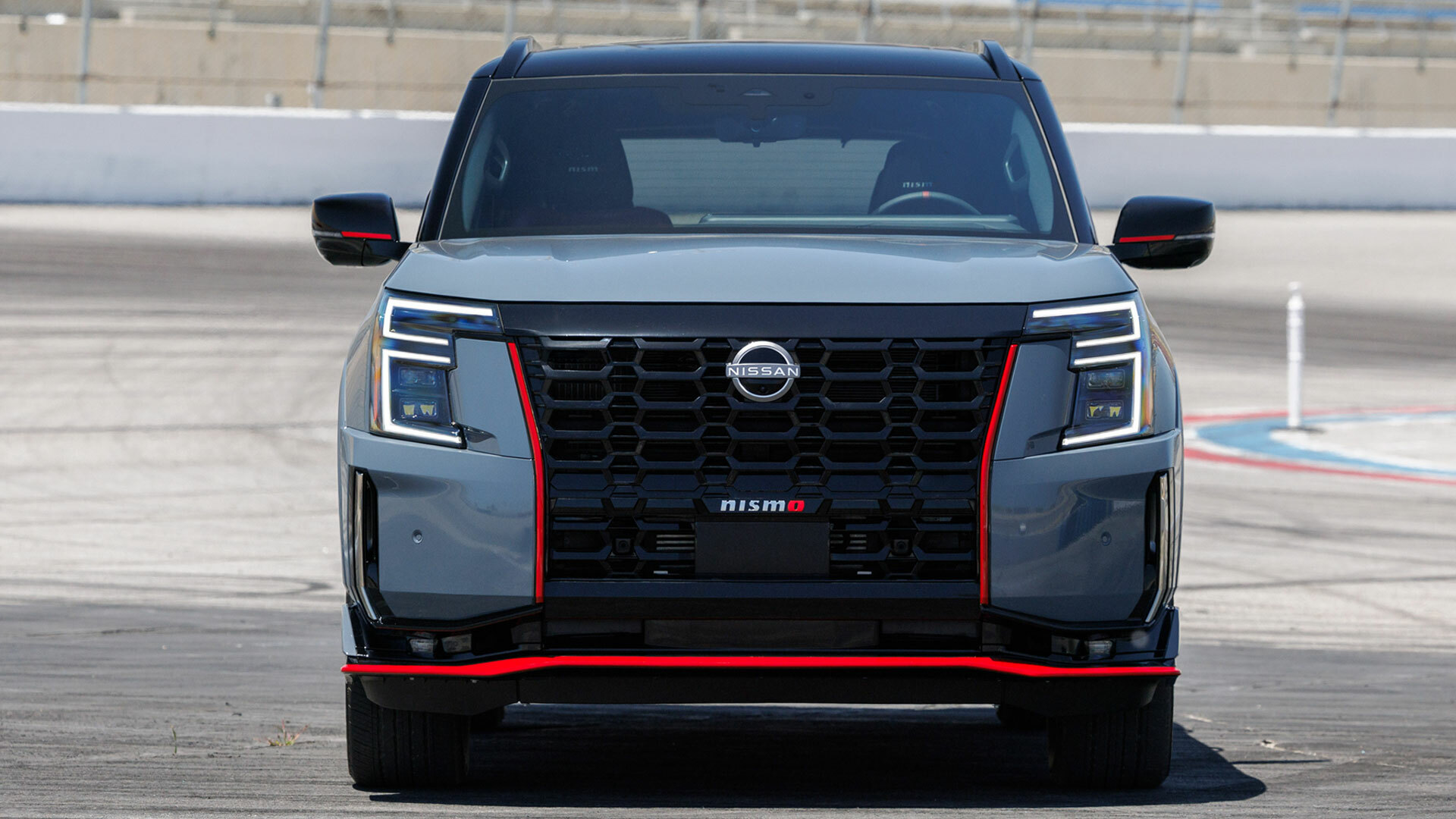 Nissan представив повнорозмірний позашляховик з пакетом NISMO