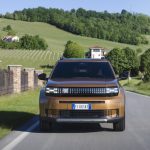 Огляд Fiat Grande Panda Hybrid: втілення практичності на дорозі