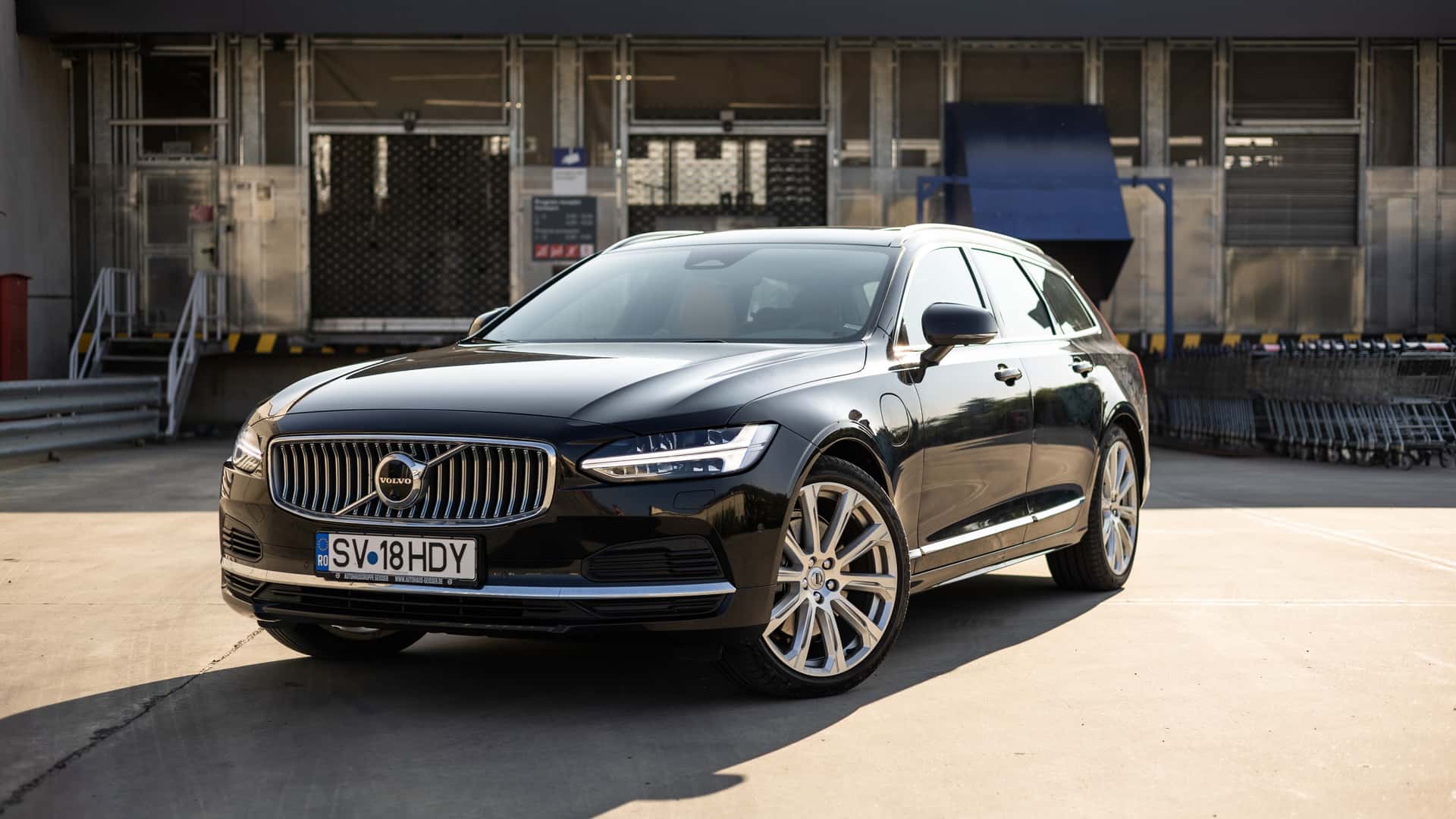 Огляд володіння Volvo V90 PHEV: витрати, ефективність та неприємності