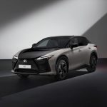 Оновлений Lexus RZ дебютує в Німеччині
