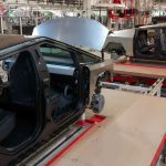 Tesla закликає співробітників взяти на себе відповідальність за проблеми з настроєм