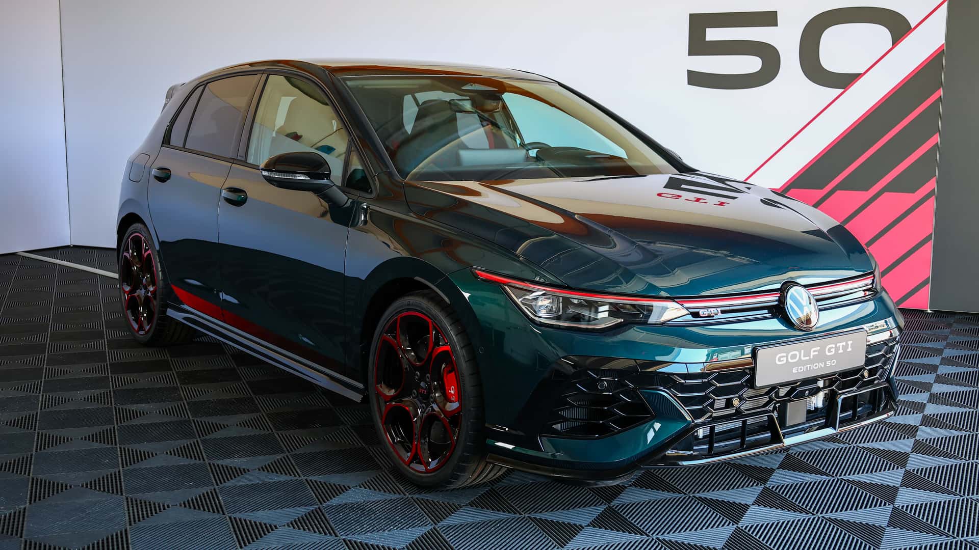 VW Golf GTI Edition 50 – найпотужніший GTI за всю історію моделі