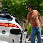 Waymo запускає роботаксі в Атланті після запуску Tesla Mini