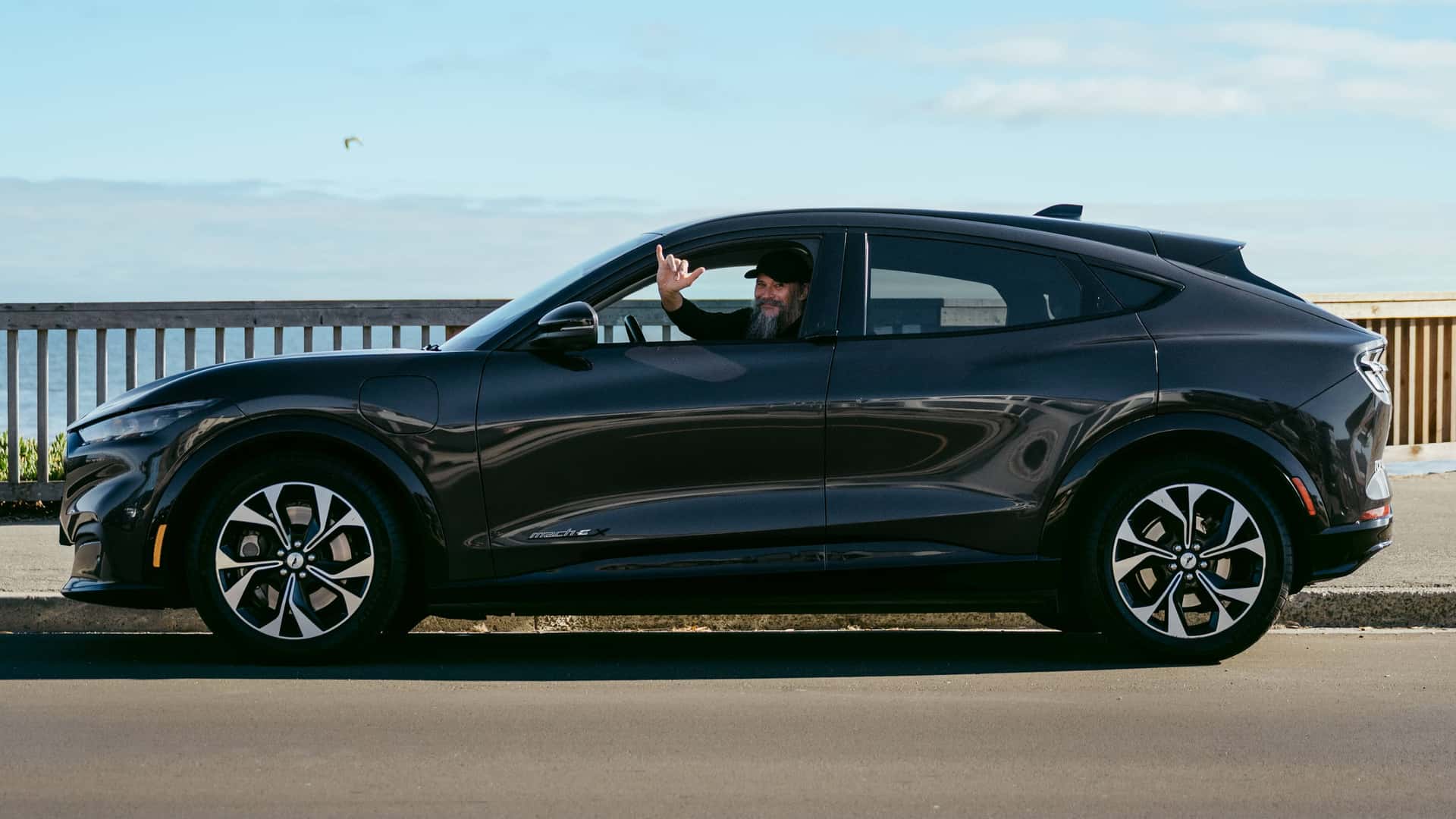 Ford Mustang Mach-E на відстані 250,000 миль: що відбувається з автомобілем