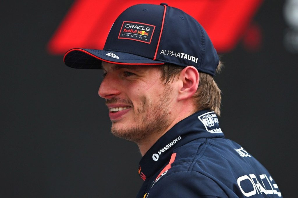 Що має зробити Макс Ферстаппен для Формули-1 у 2026 році amid драми Red Bull