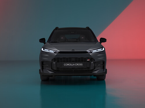 Toyota Corolla Cross оновлює модельний рік