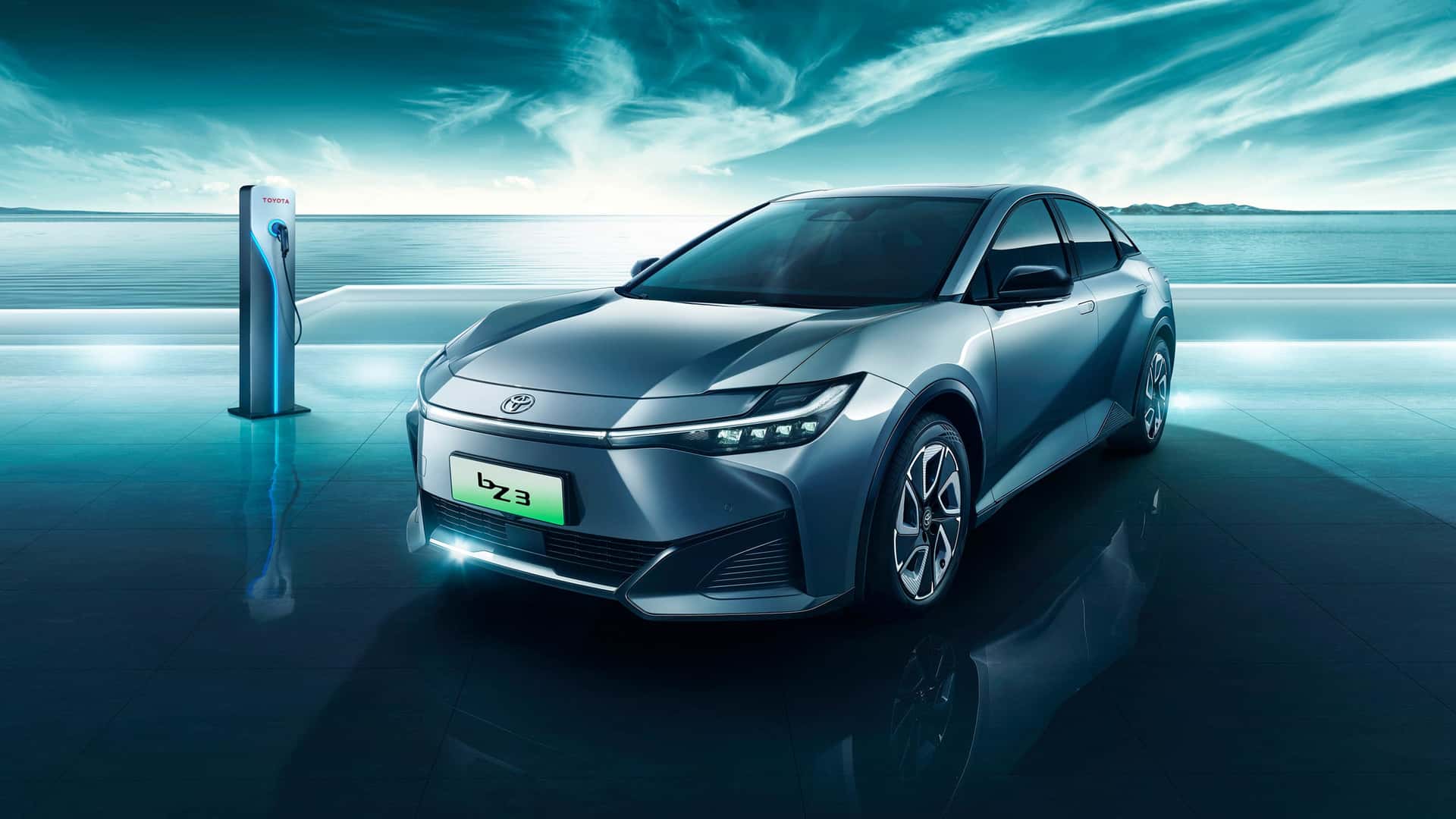 Toyota вражена швидкістю розвитку електромобілів BYD