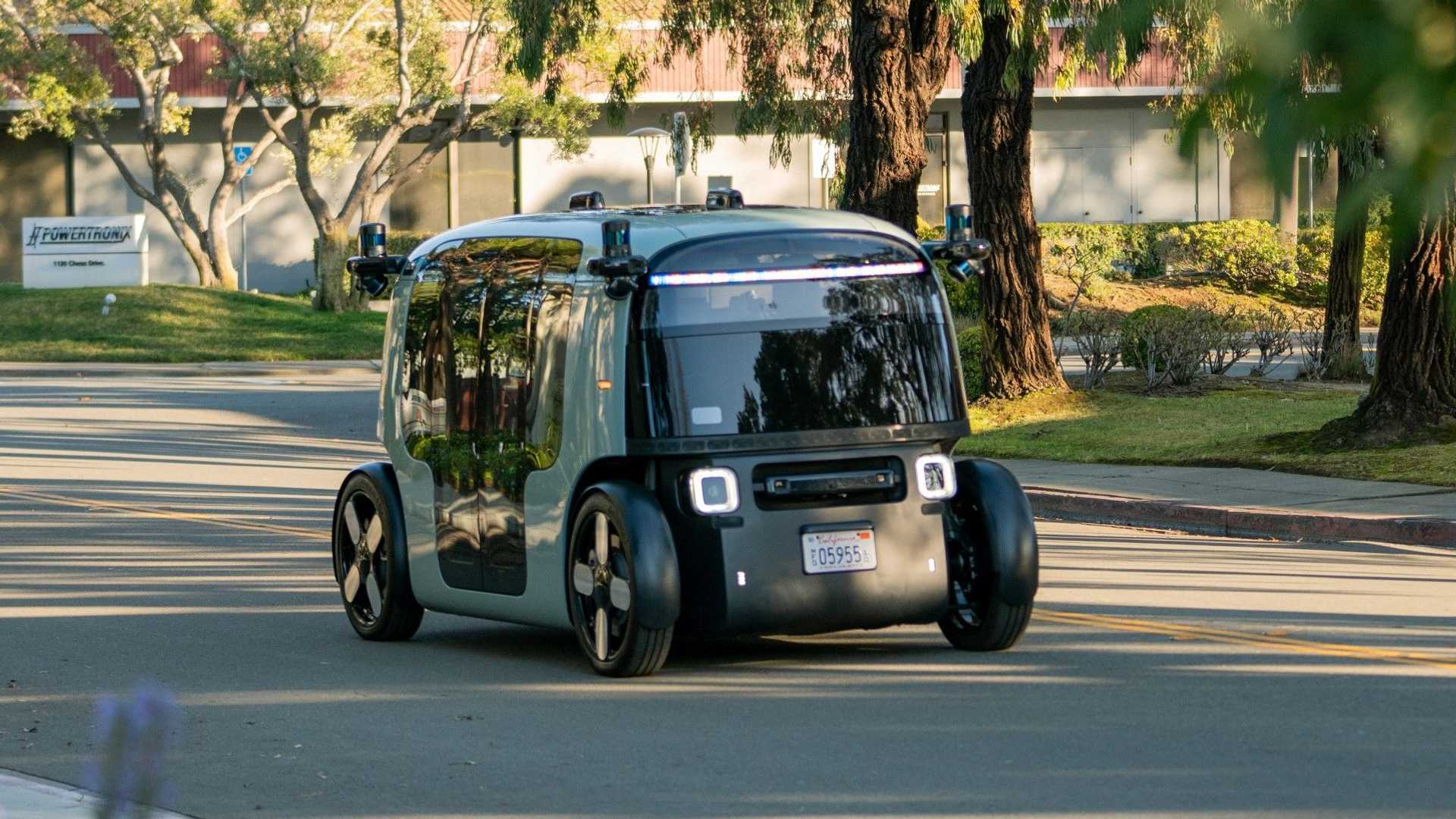 Amazon Zoox Driverless Taxis Approved for Use