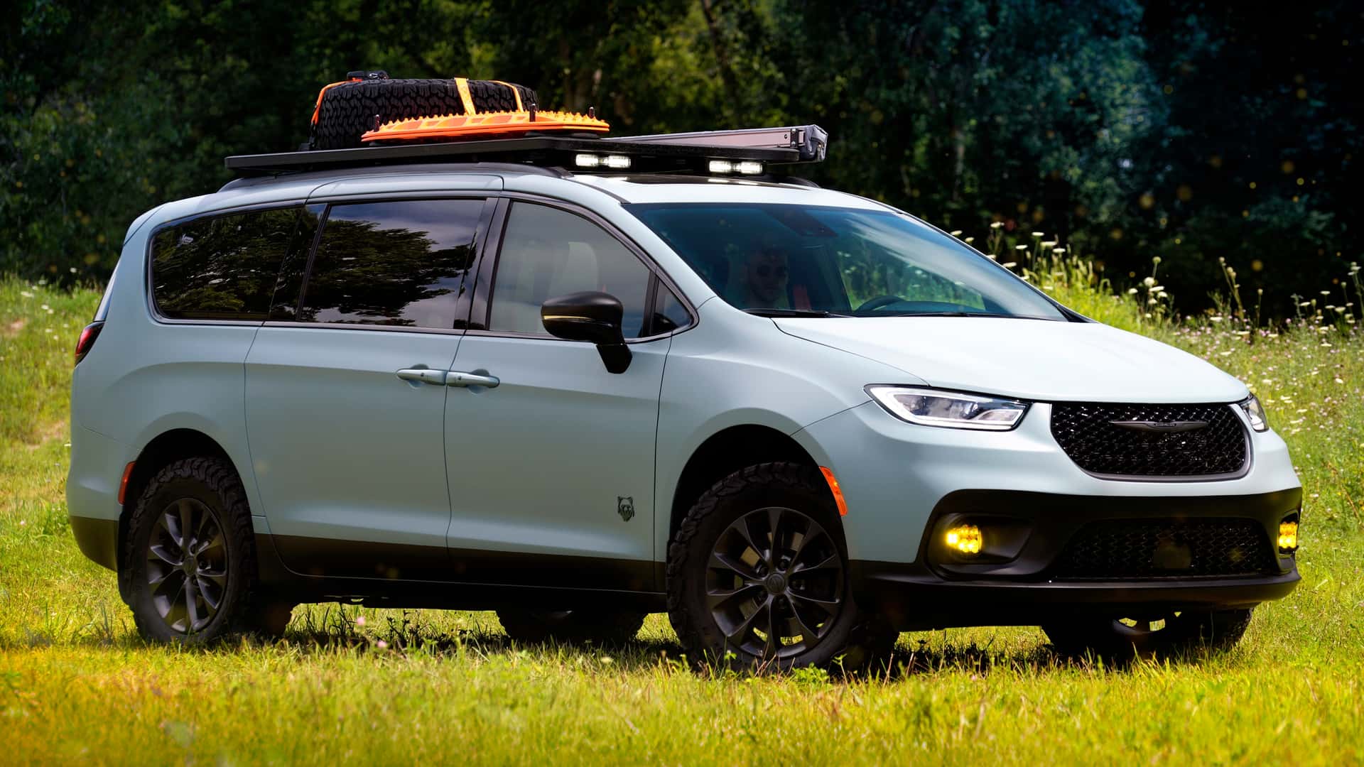 Chrysler Overlanding Van Concept Features Unique Badge