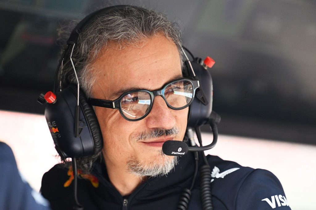 Шумахер хвалить Мекіса, але попереджає, що відновлення Red Bull займе роки