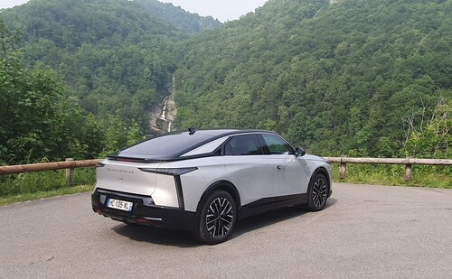 Stromer з елегантним стилем державних автомобілів