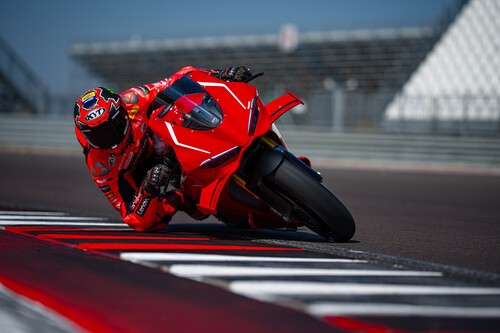 Ducati Panigale V4 R MotoGP-DNA Superbike