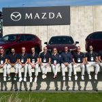 Mazda готує 740 співробітників до новинки