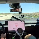 Tesla пошкоджена під час спроби автопілотного пробігу з узбережжя до узбережжя Tesla Driver Faces Huge Bill After FSD Trip