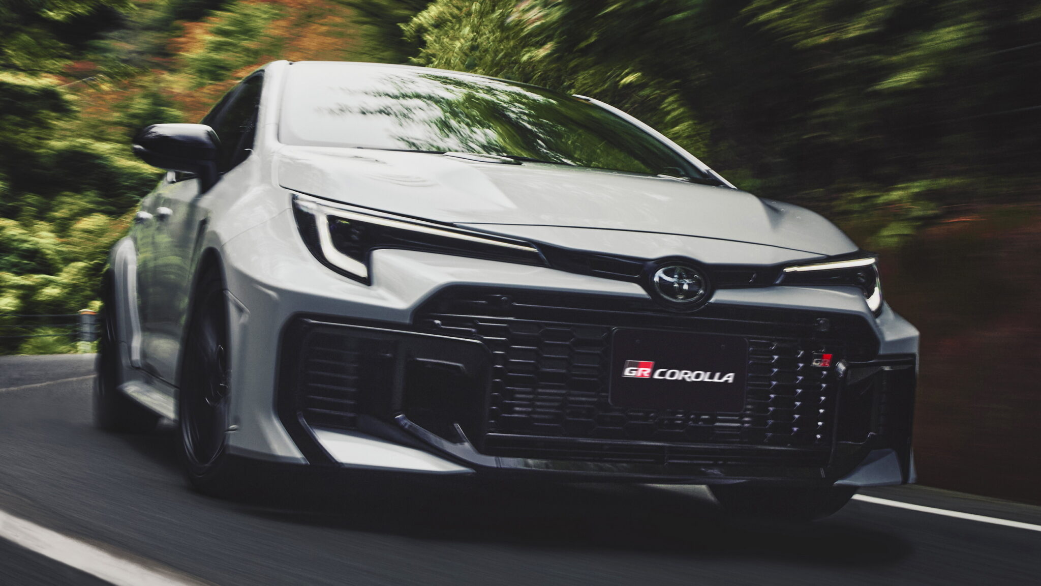 Інтер'єр Toyota GR Corolla 2026
