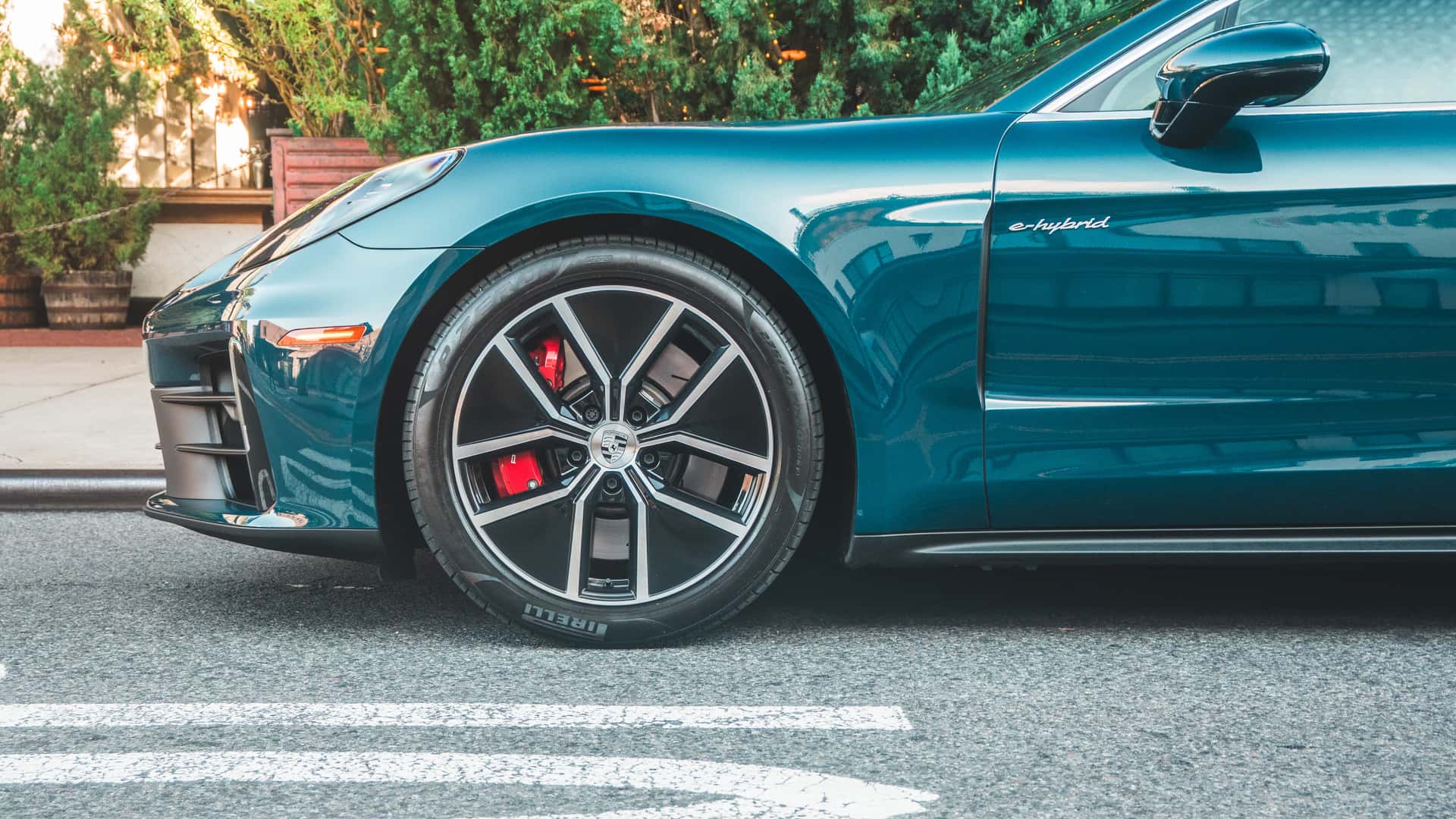 Porsche отримує нового генерального директора, який зробив ставку на гібриди
