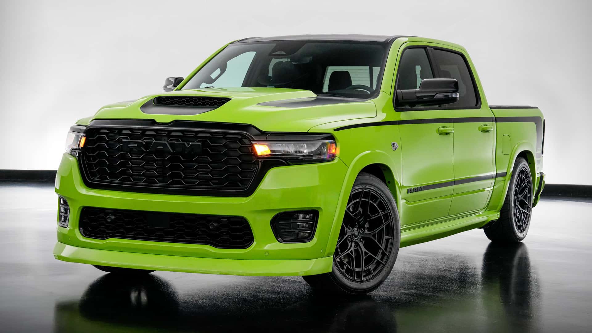 Ram Introduces New V-8 Street Truck Concept