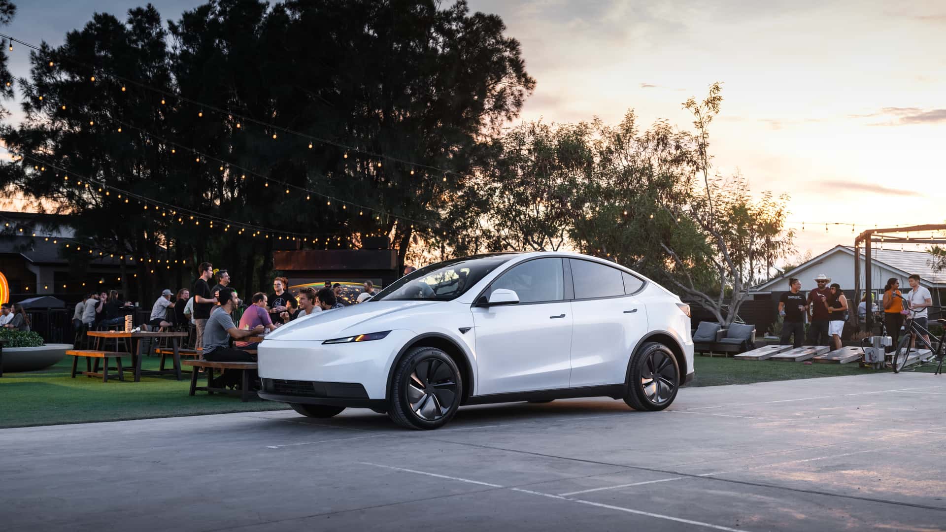 Tesla Model Y and Model 3 Features Reduced