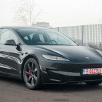 Tesla Returns Stalk Feature with More Walk