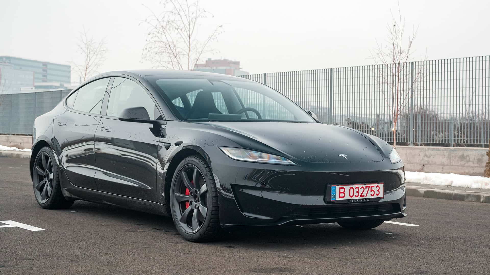 Tesla Returns Stalk Feature with More Walk